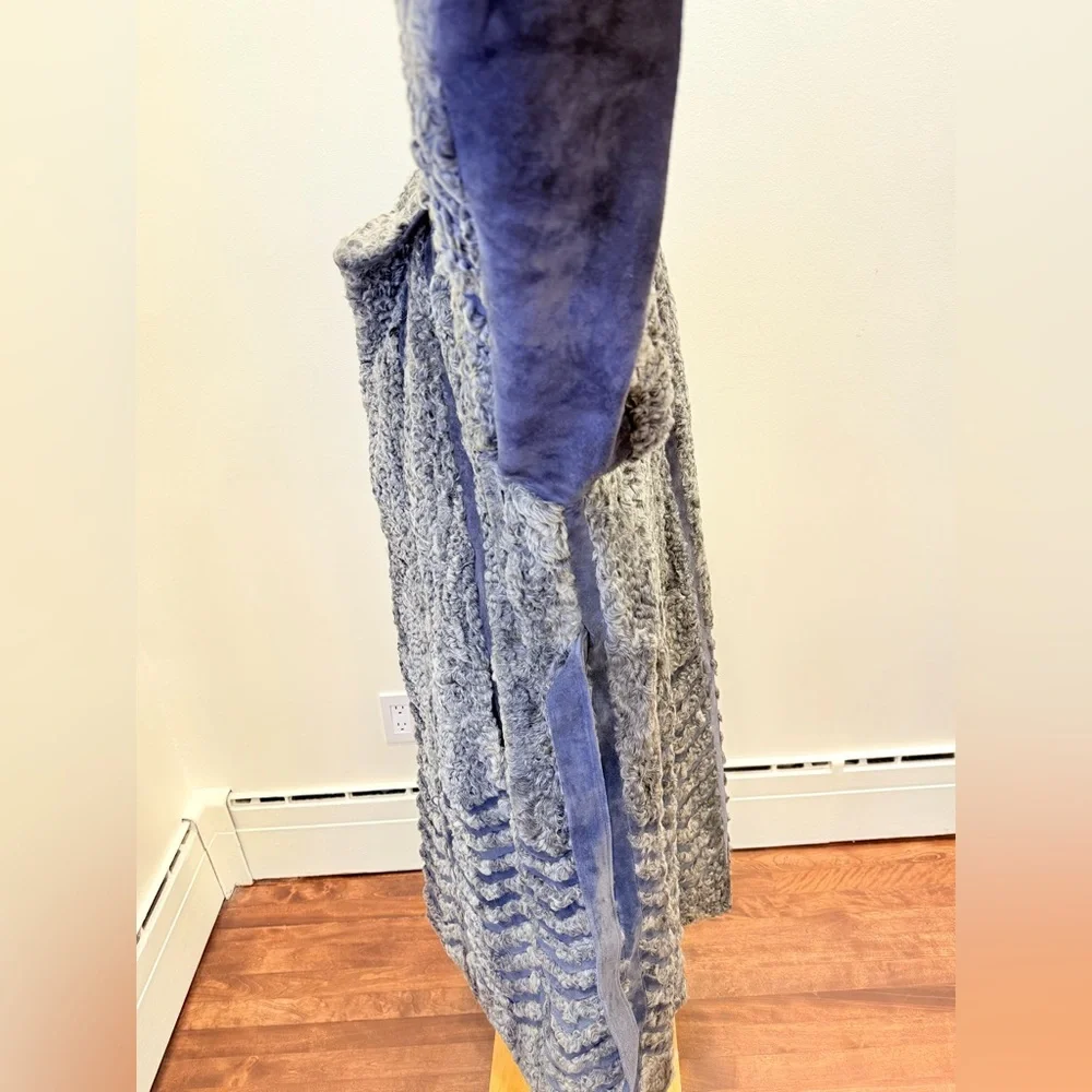 Vintage gray ASTRAKHAN LAMB sheep & Suede coat Jacket with chevron pattern strip - Picture 7 of 16